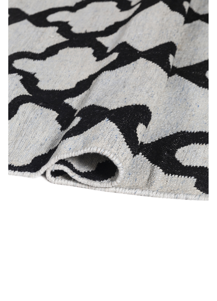 indusbar grey and black wool and viscose flat weaves Rug - FloorShot