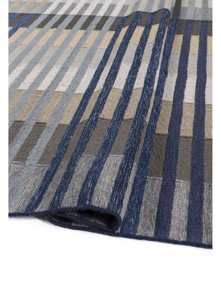 checkers blue wool and viscose flat weaves Rug - FloorShot