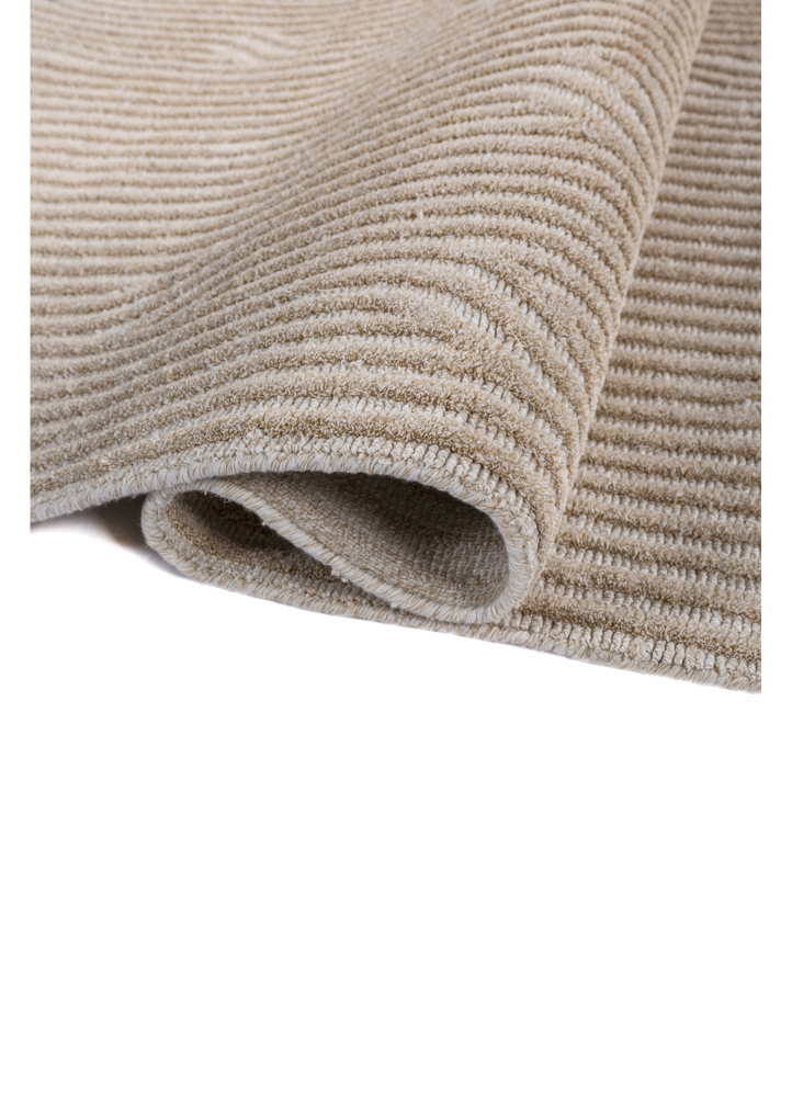 verve ivory acrylic hand knotted Rug - FloorShot
