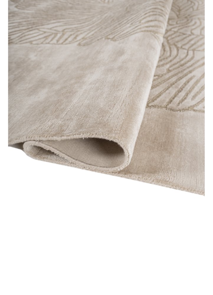azalea ivory bamboo silk and zari hand knotted Rug - FloorShot