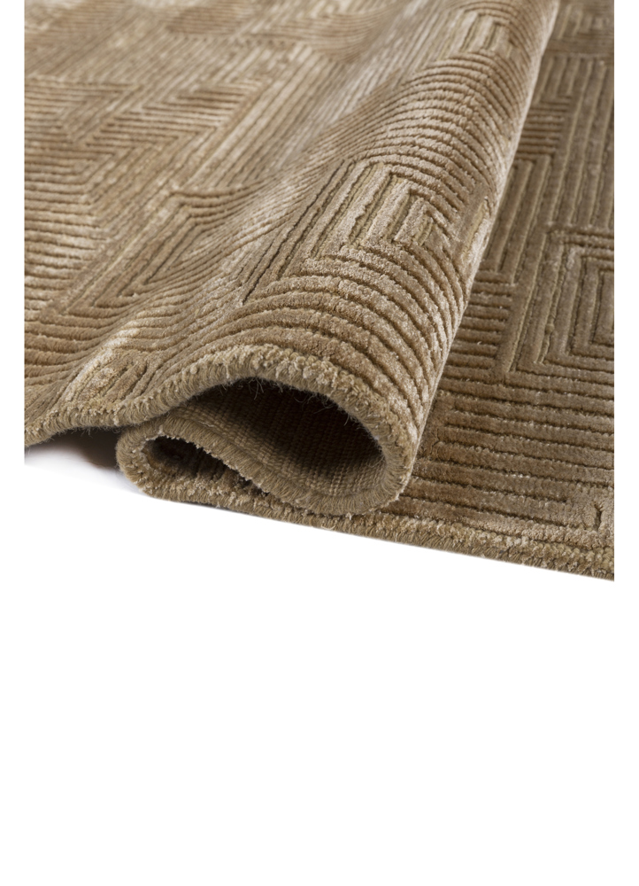 azalea gold wool and bamboo silk hand knotted Rug - FloorShot