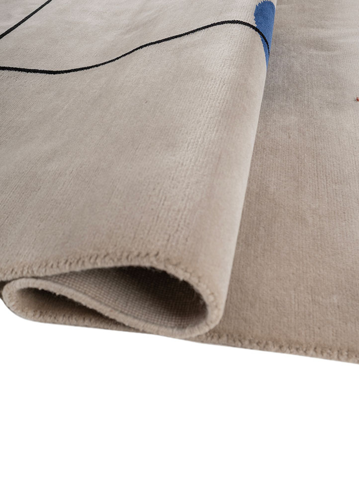 sthir ivory wool hand knotted Rug - FloorShot