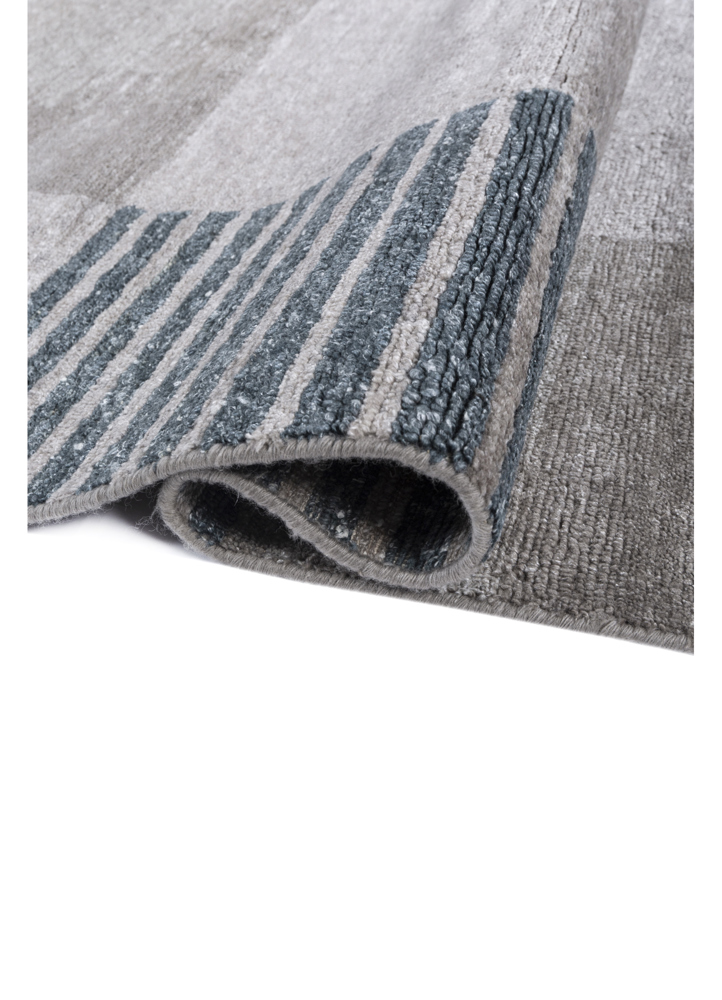 blythe grey and black wool hand knotted Rug - FloorShot