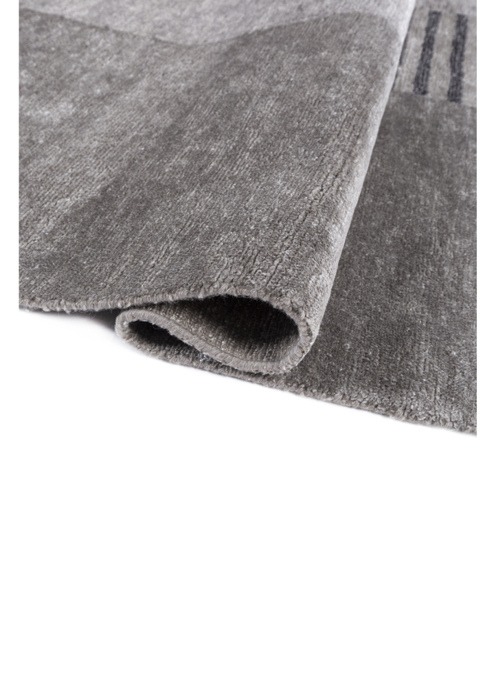 blythe grey and black wool hand knotted Rug - FloorShot