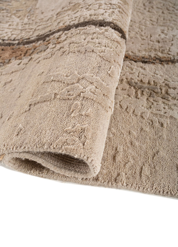 aprezo beige and brown wool and bamboo silk hand knotted Rug - FloorShot
