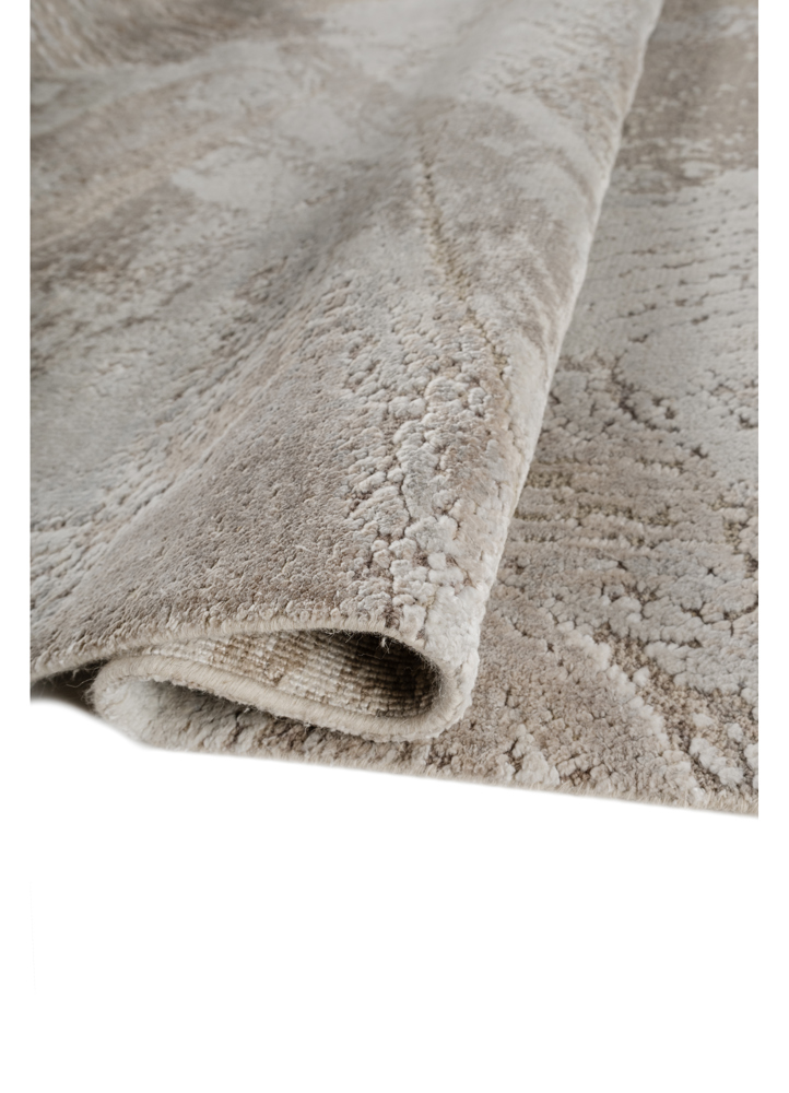 entropy ivory wool and bamboo silk hand knotted Rug - FloorShot