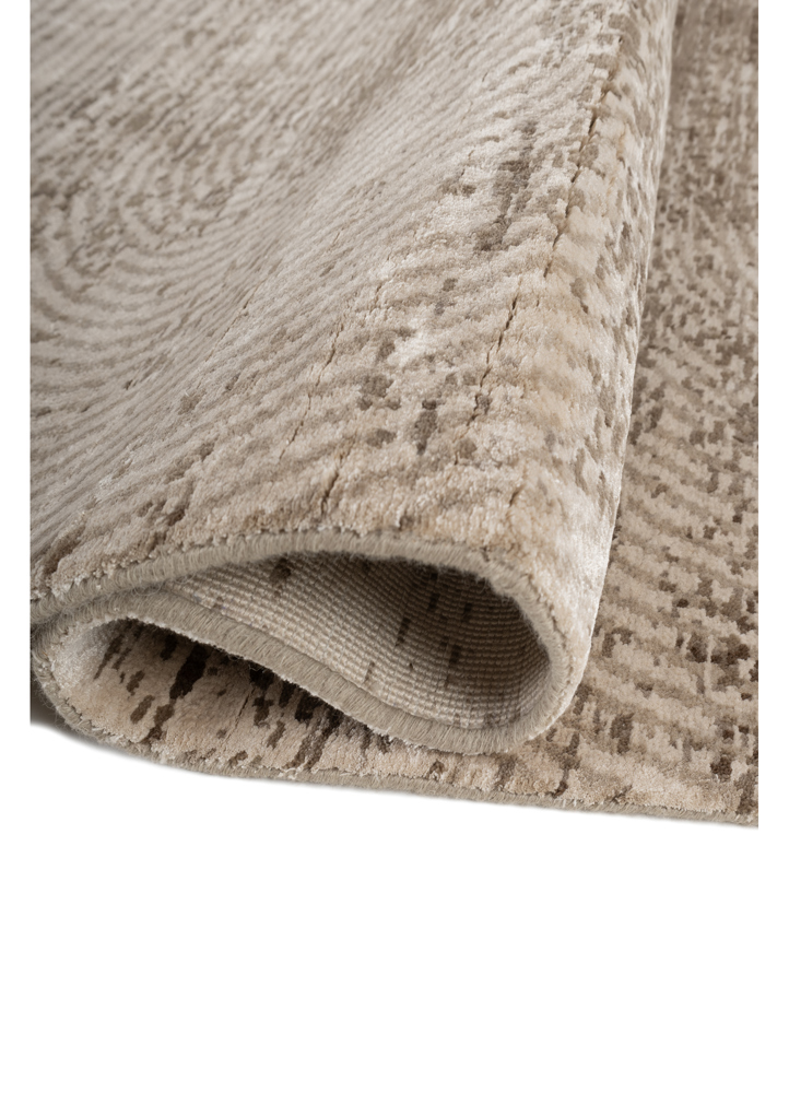 entropy ivory wool and bamboo silk hand knotted Rug - FloorShot