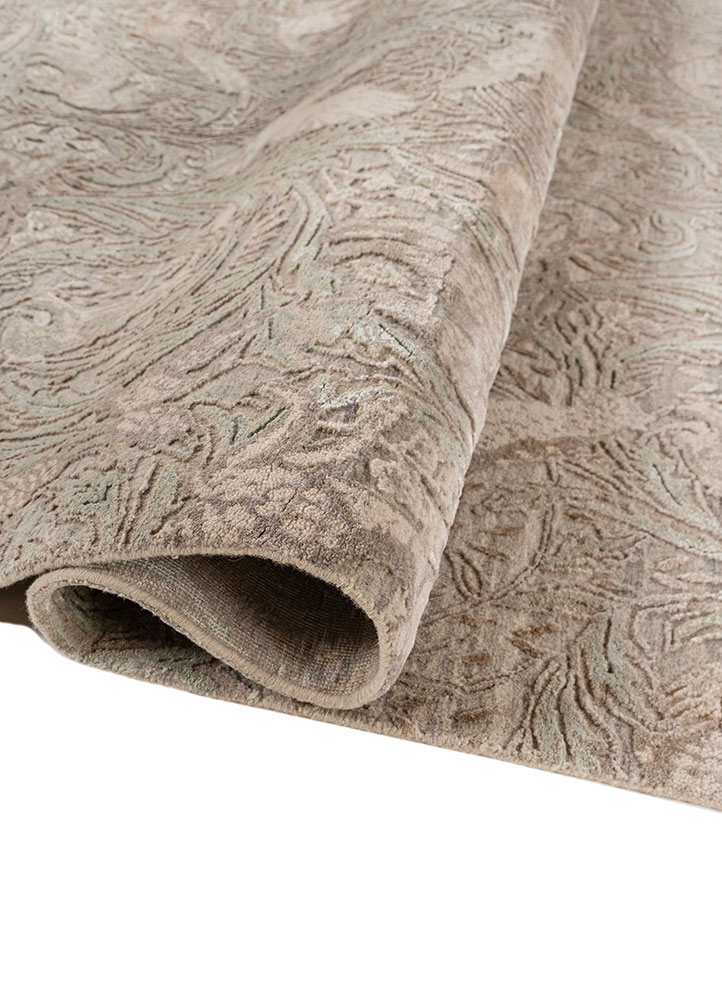 aprezo ivory wool and bamboo silk hand knotted Rug - FloorShot