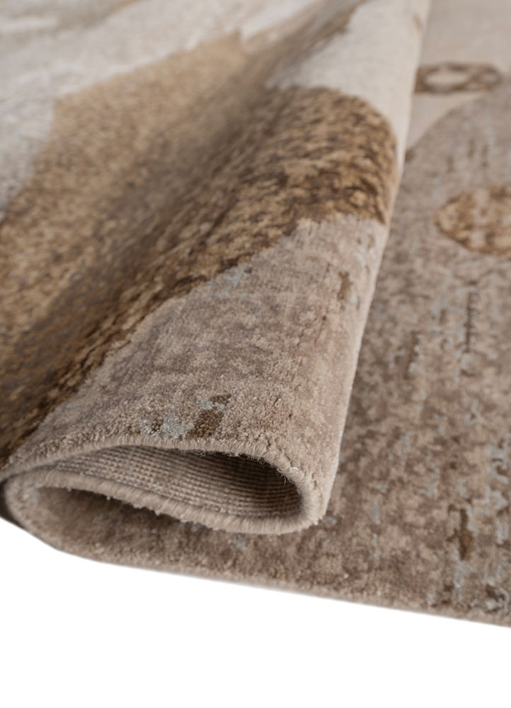 whispers of the desert ivory wool and bamboo silk hand knotted Rug - FloorShot