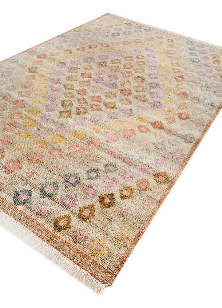 erbe ivory wool hand knotted Rug - FloorShot