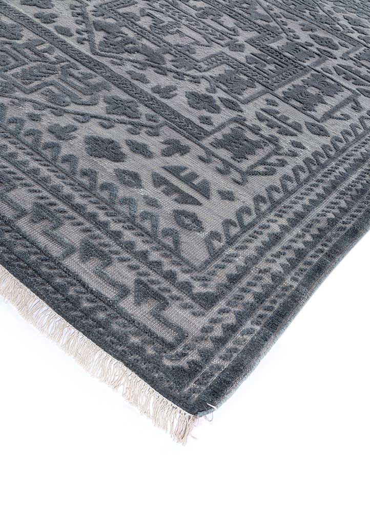 manifest grey and black wool hand knotted Rug - FloorShot