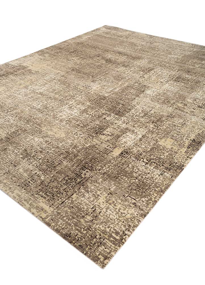 uvenuti beige and brown wool hand knotted Rug - FloorShot