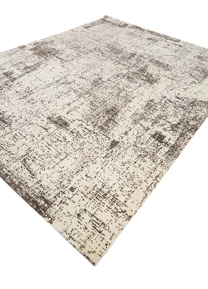 uvenuti ivory wool hand knotted Rug - FloorShot