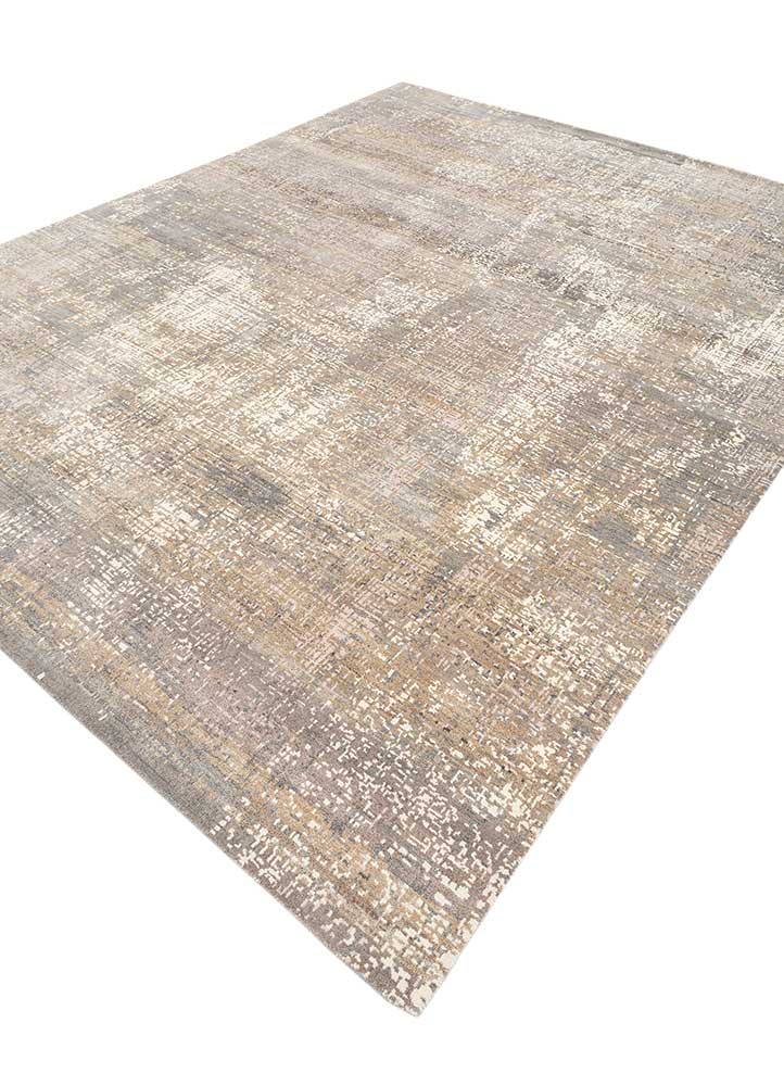 uvenuti beige and brown wool hand knotted Rug - FloorShot