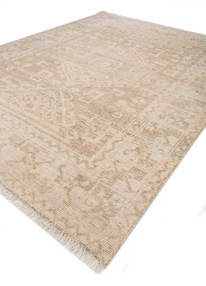 erbe beige and brown wool hand knotted Rug - FloorShot