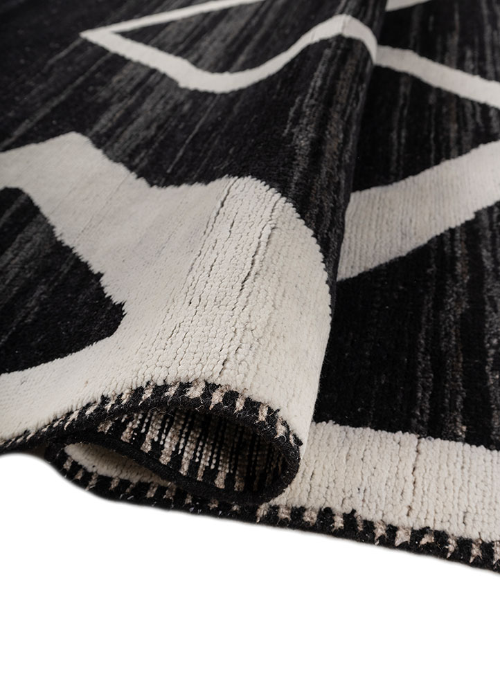 zuri ivory wool hand knotted Rug - FloorShot