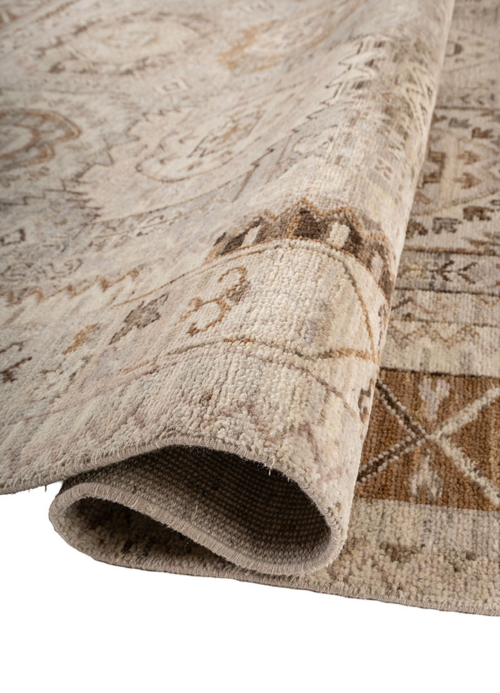 savana ivory wool hand knotted Rug - FloorShot