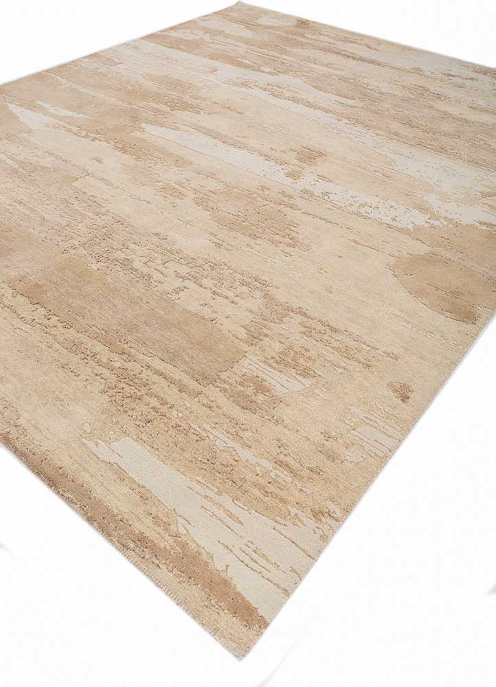 uvenuti beige and brown wool hand knotted Rug - FloorShot