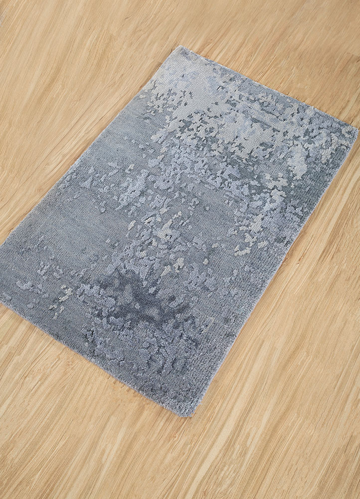 uvenuti blue wool hand knotted Rug - FloorShot