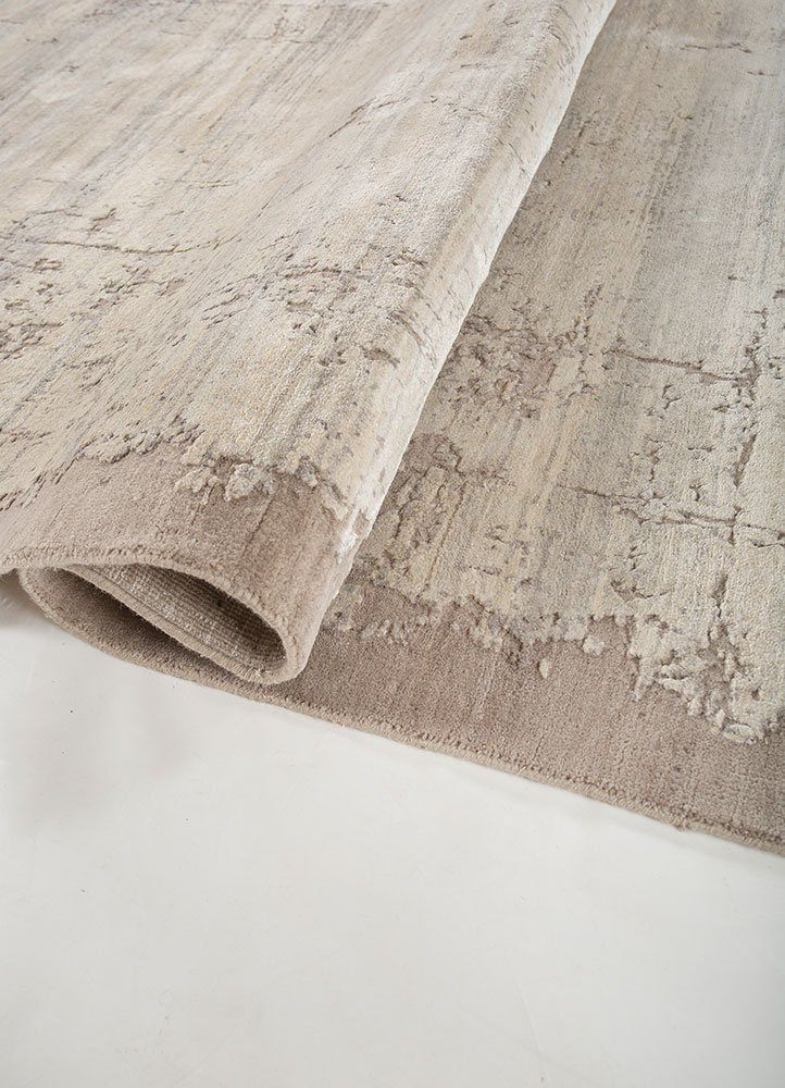 entropy ivory wool and silk hand knotted Rug - FloorShot