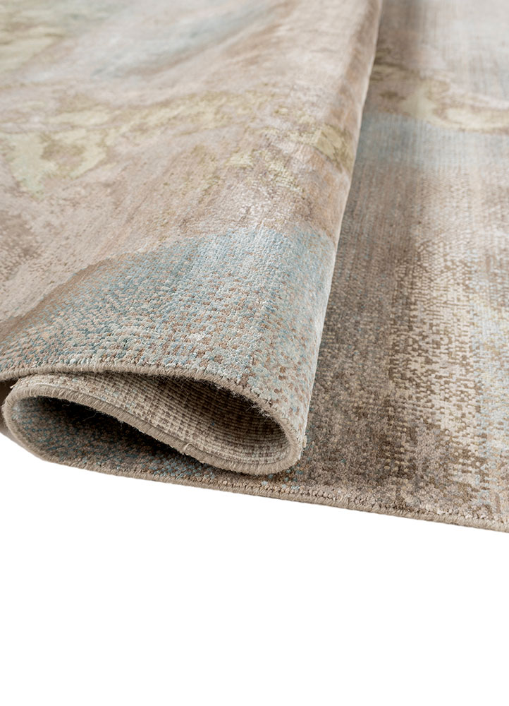 aprezo green wool and silk hand knotted Rug - FloorShot