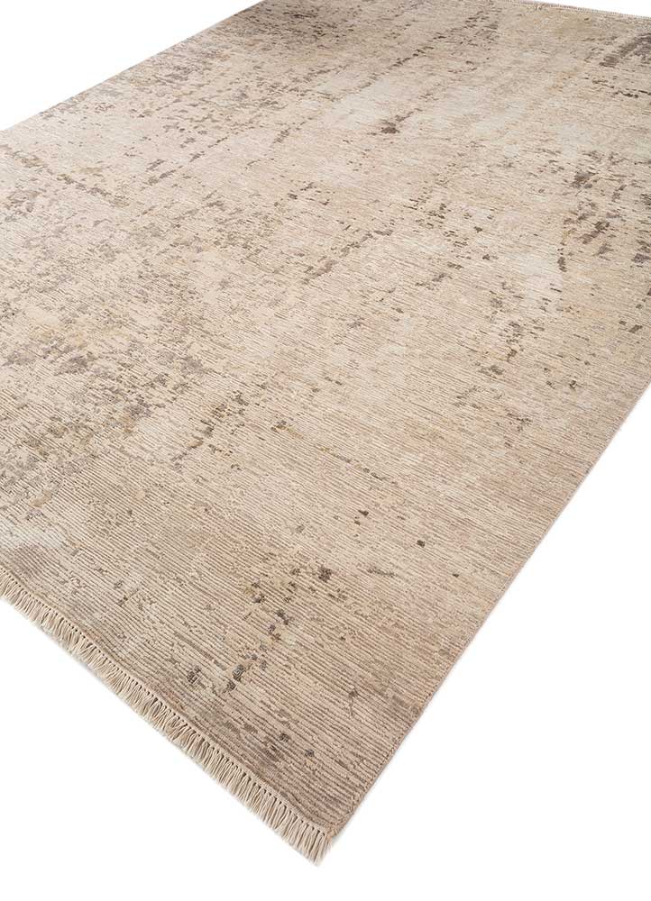 entropy ivory wool and silk hand knotted Rug - FloorShot