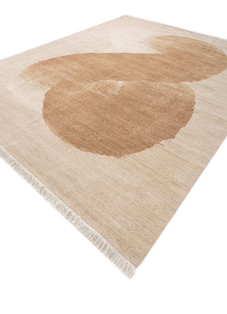 entropy ivory wool and silk hand knotted Rug - FloorShot