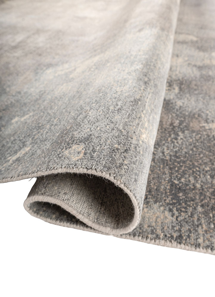 entropy ivory wool and silk hand knotted Rug - FloorShot