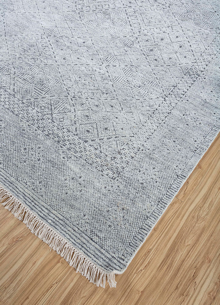 manifest grey and black wool hand knotted Rug - FloorShot