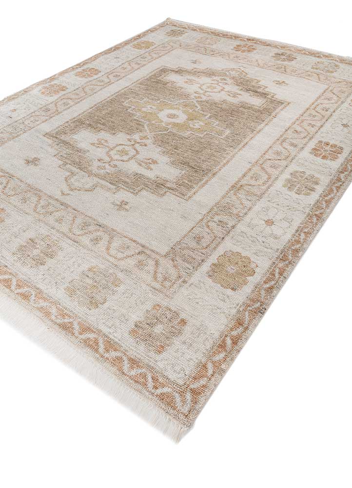 thyme ivory wool hand knotted Rug - FloorShot