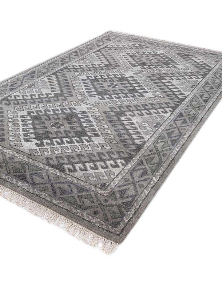 savana grey and black wool and viscose hand knotted Rug - FloorShot