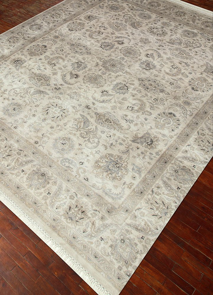 gulmarg ivory silk hand knotted Rug - FloorShot