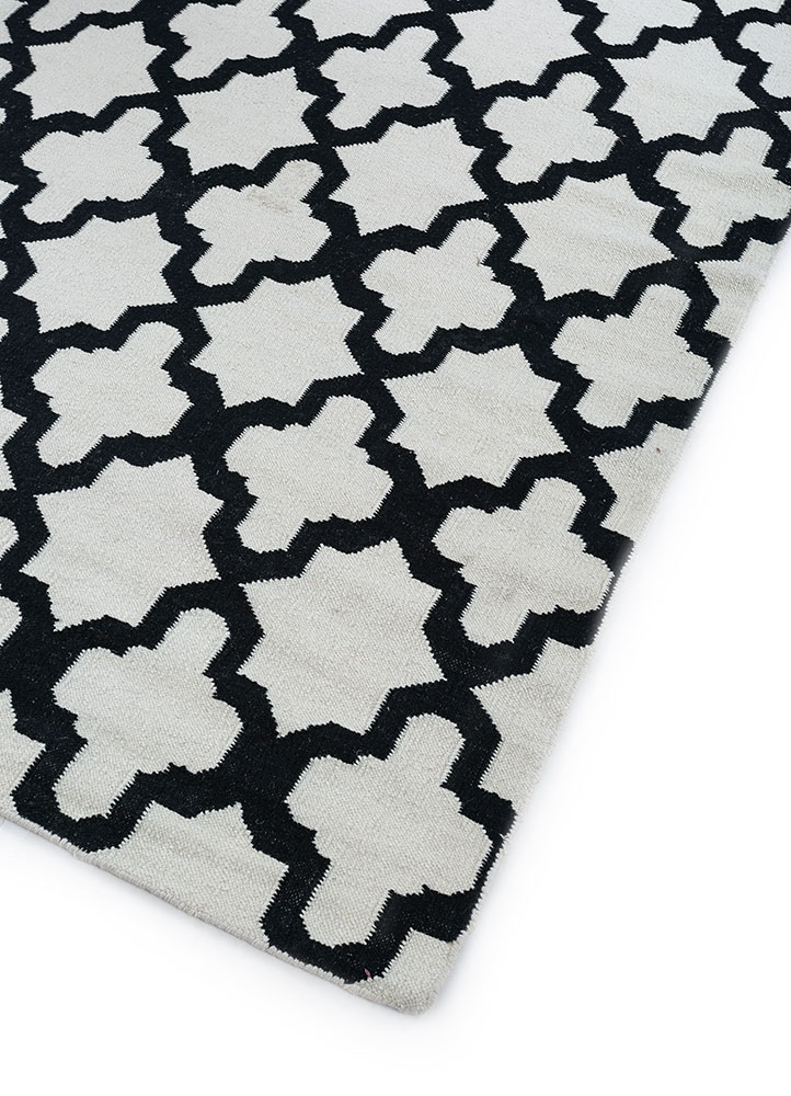 indusbar grey and black wool flat weaves Rug - FloorShot