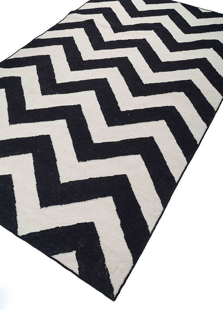 indusbar grey and black wool flat weaves Rug - FloorShot