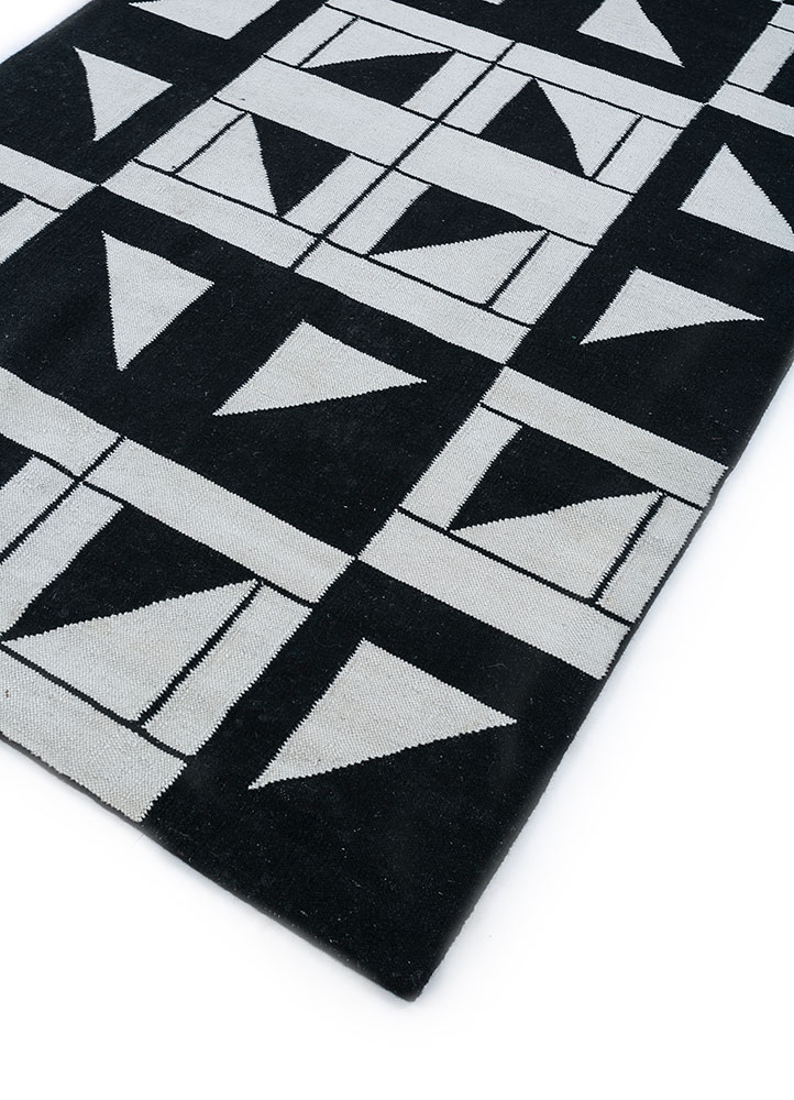 indusbar grey and black wool flat weaves Rug - FloorShot