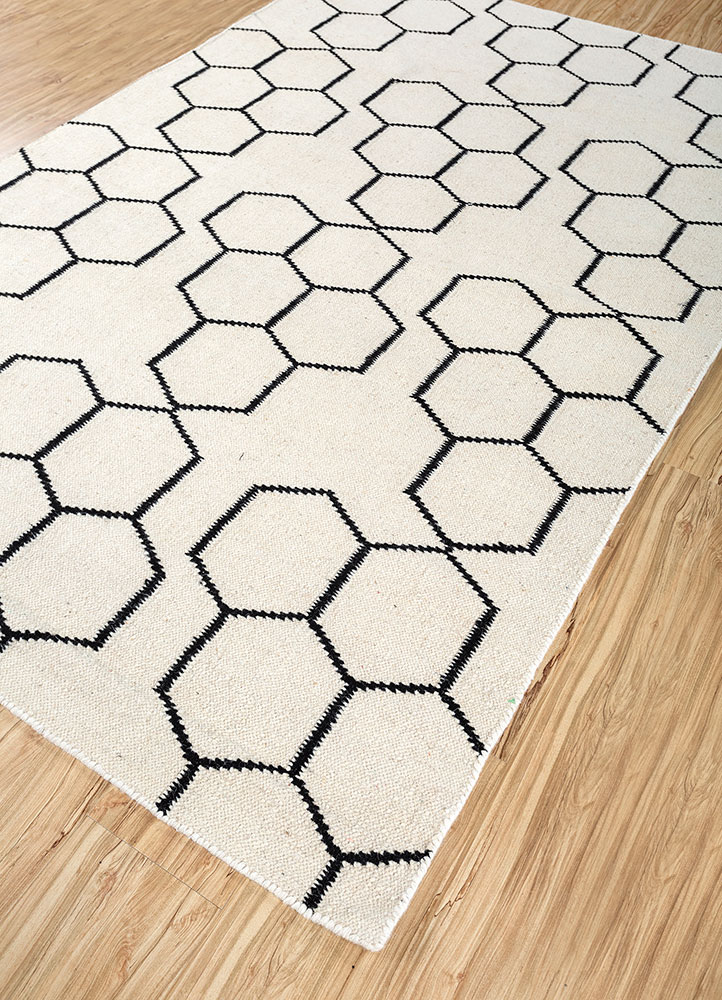 indusbar ivory wool flat weaves Rug - FloorShot