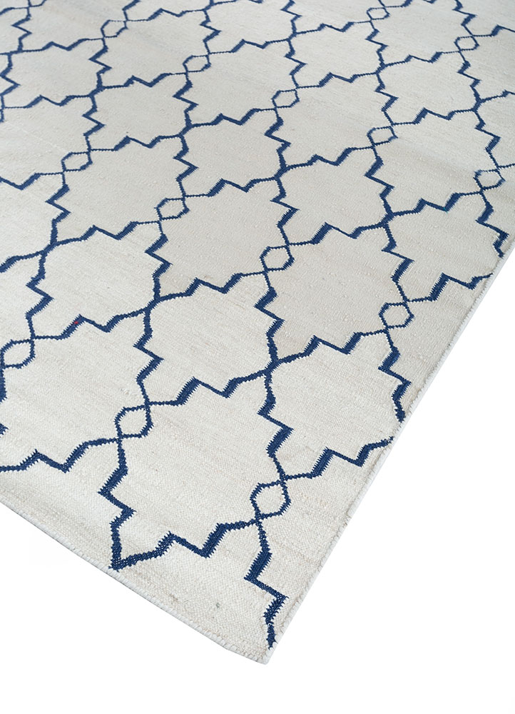 indusbar grey and black wool flat weaves Rug - FloorShot