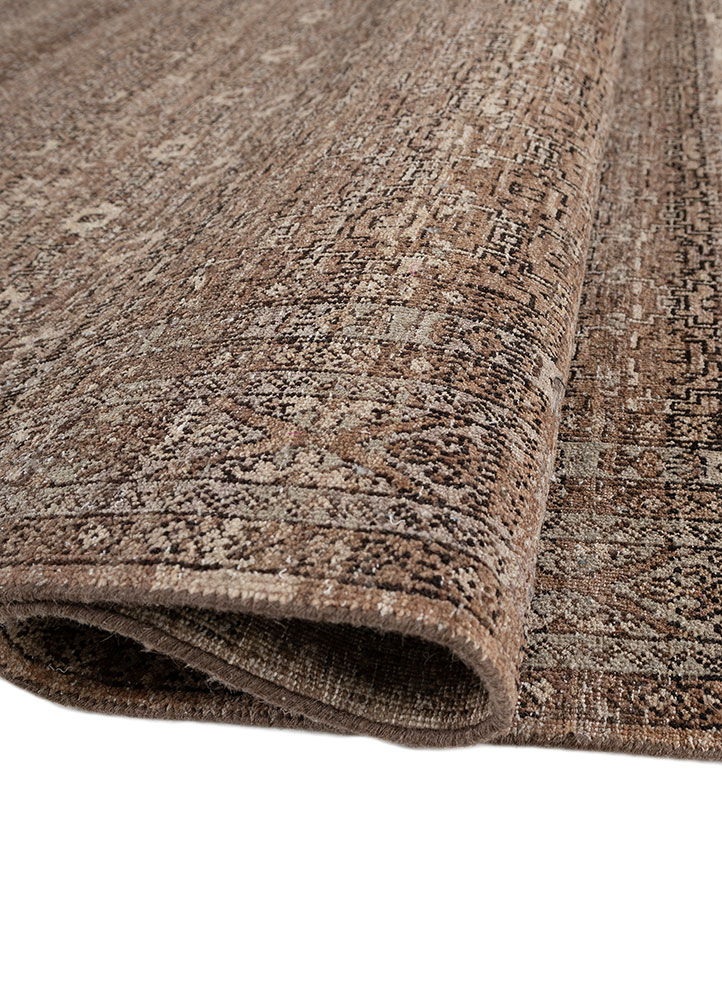 erbe beige and brown wool hand knotted Rug - FloorShot