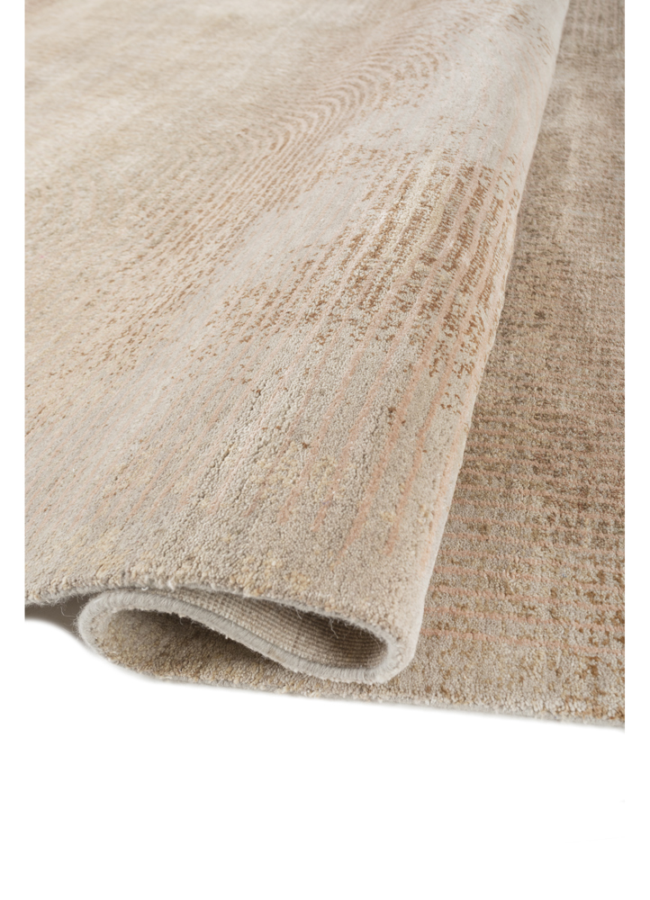 azalea ivory wool and silk hand knotted Rug - FloorShot