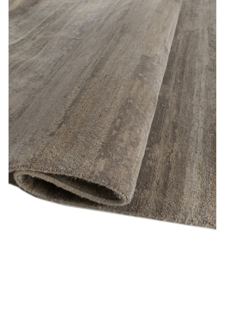 entropy ivory wool and silk hand knotted Rug - FloorShot