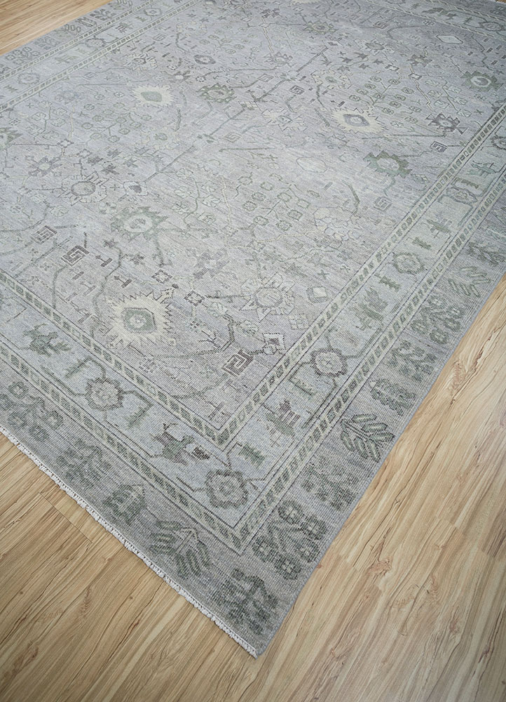 erbe grey and black wool hand knotted Rug - FloorShot