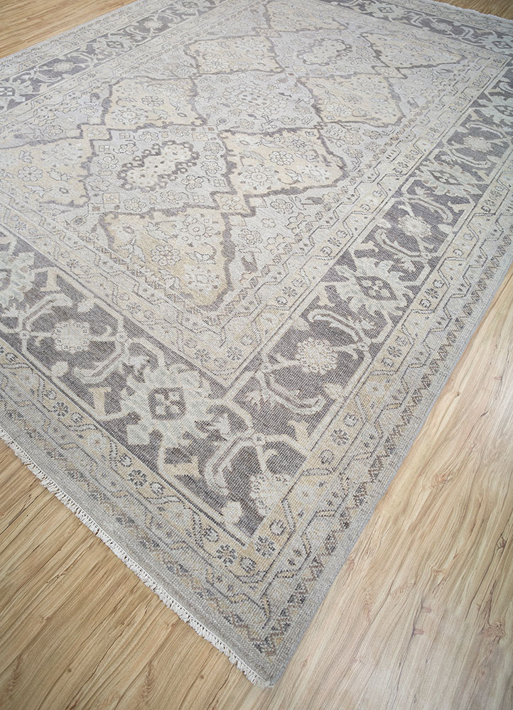 erbe grey and black wool hand knotted Rug - FloorShot
