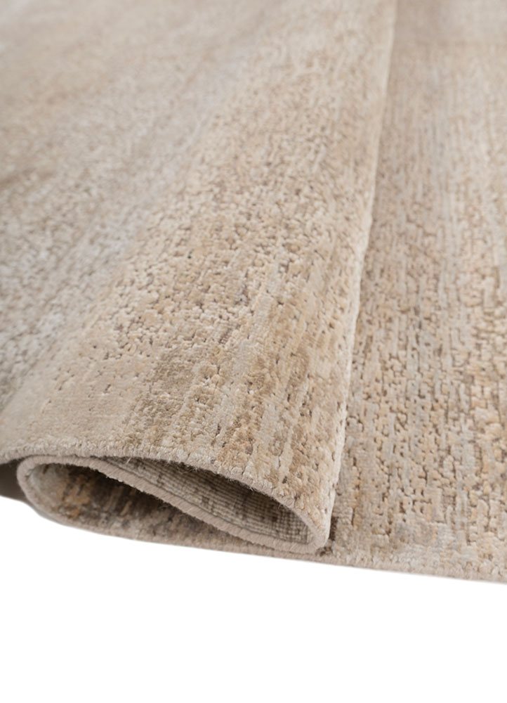 entropy ivory wool and silk hand knotted Rug - FloorShot