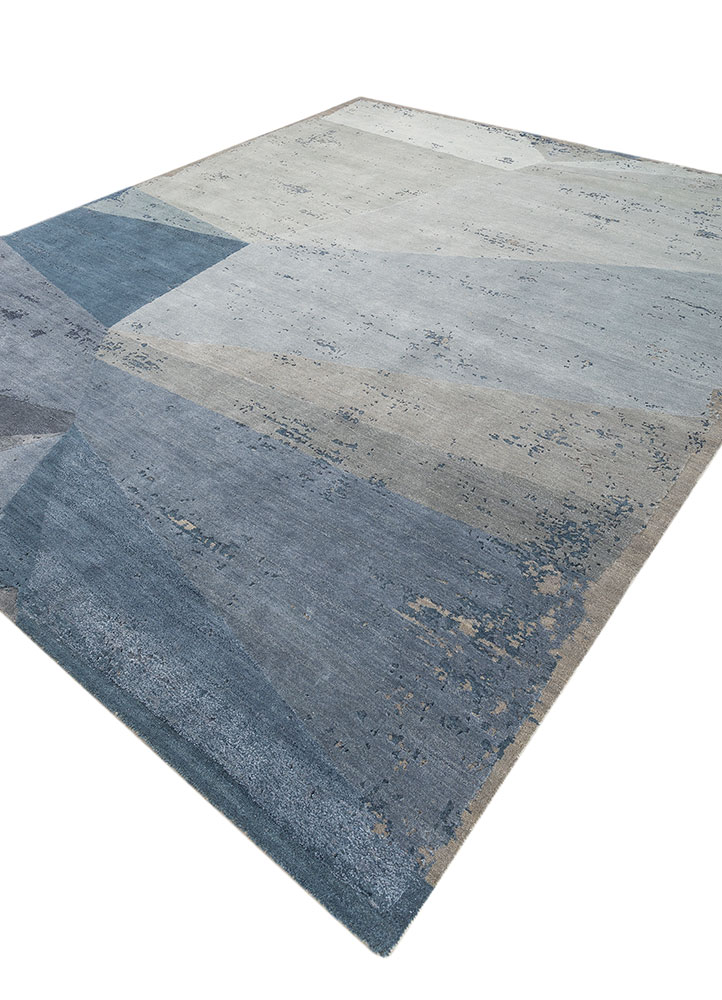 aakar by kavi blue wool and bamboo silk hand knotted Rug - FloorShot