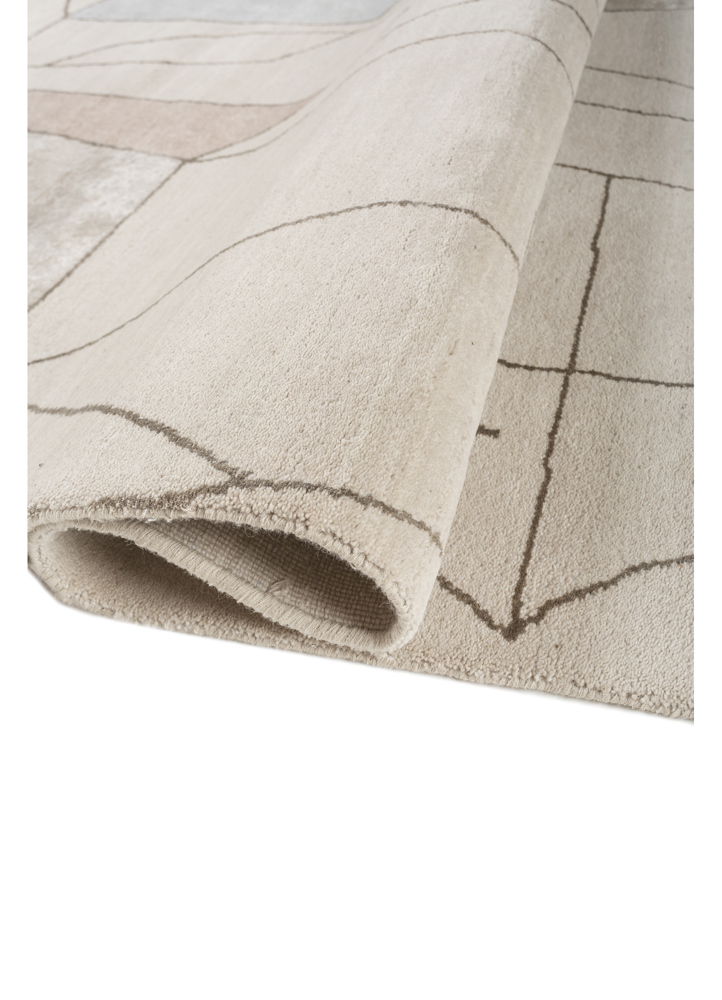 aakar by kavi ivory wool and bamboo silk hand knotted Rug - FloorShot