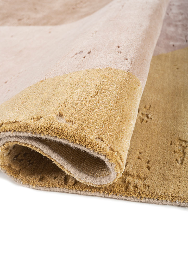 unfold by kavi ivory wool and bamboo silk hand knotted Rug - FloorShot