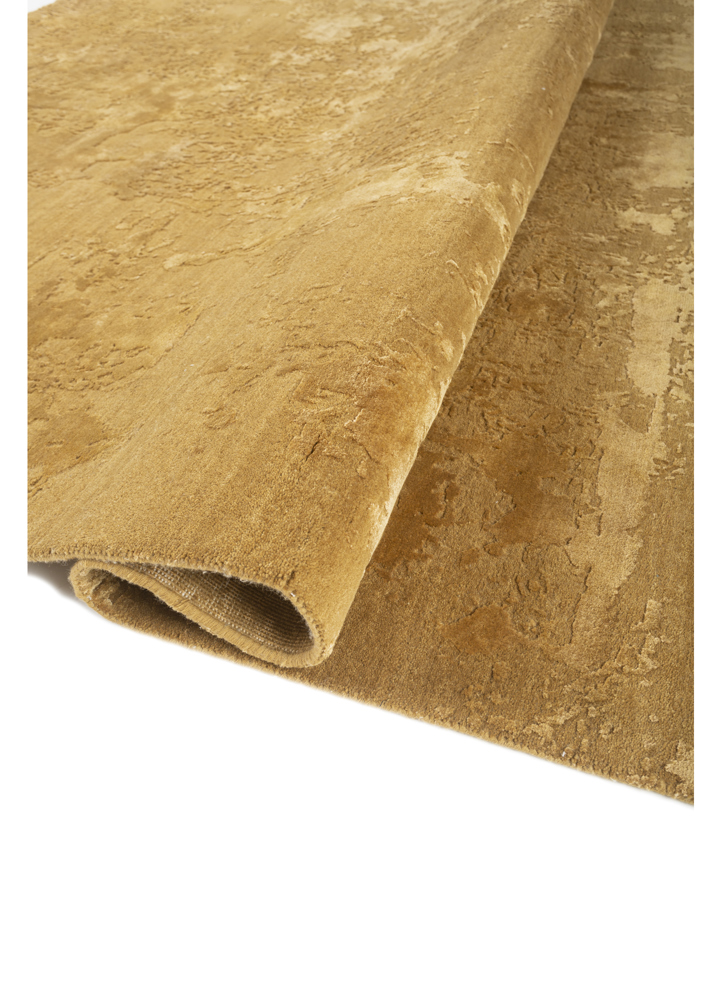project error by kavi gold wool and bamboo silk hand knotted Rug - FloorShot