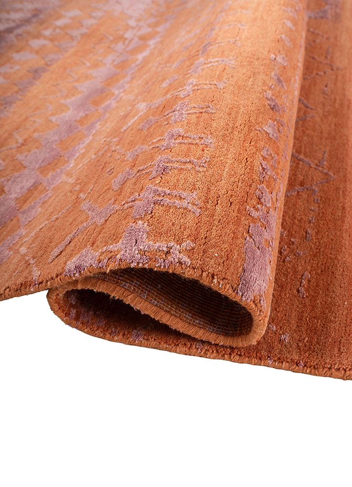 aprezo red and orange wool and bamboo silk hand knotted Rug - FloorShot