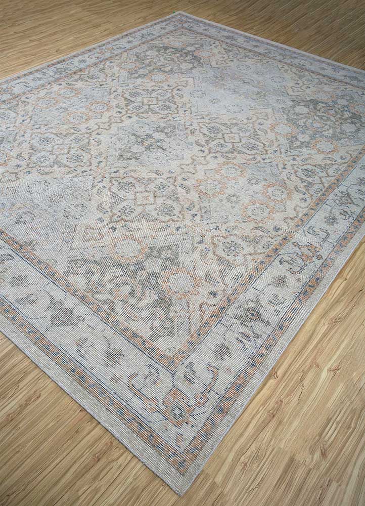 erbe grey and black wool hand knotted Rug - FloorShot