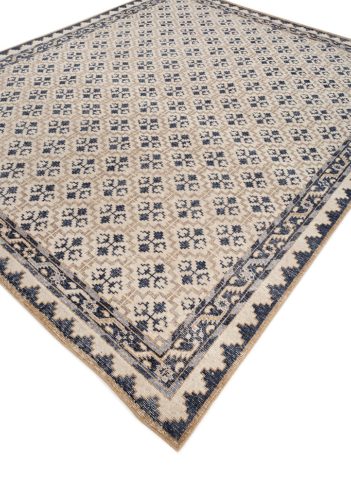 erbe ivory wool hand knotted Rug - FloorShot